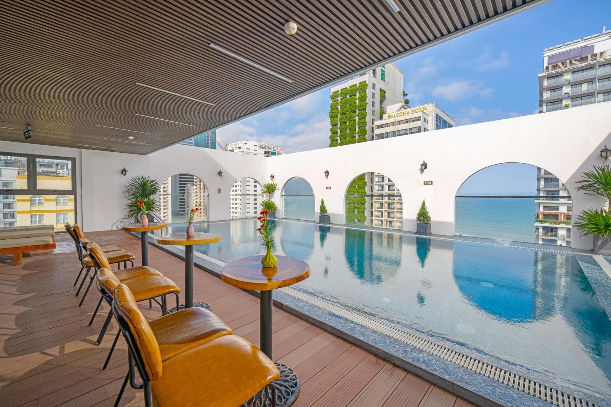 Golden Lotus Hotel Da Nang - Rooftop Bar Sea View Luaran gambar