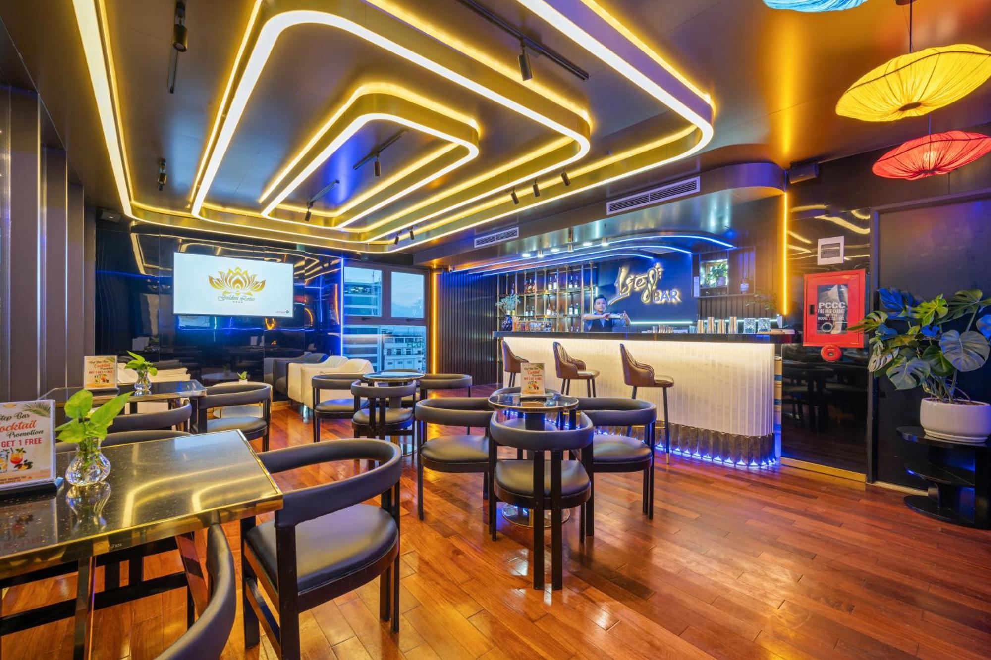 Golden Lotus Hotel Da Nang - Rooftop Bar Sea View Luaran gambar