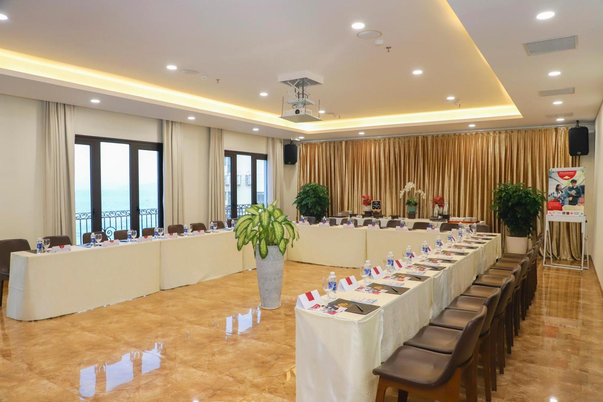 Golden Lotus Hotel Da Nang - Rooftop Bar Sea View Luaran gambar